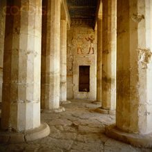 帝王谷里的墓穴