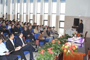 吳吟副局長為礦大師生做專題報告