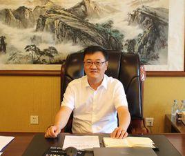 馮雲[中共黑河市委委員、北安市委副書記、市長]