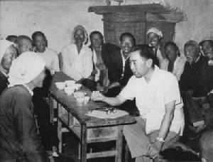 （圖）周恩來的拒禮藝術