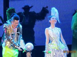 2013鳳凰傳奇益陽演唱會 2013鳳凰傳奇益陽演唱會