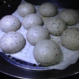 甜芝麻包 甜芝麻包