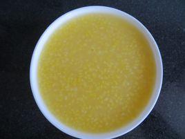 玉米碴子粥 玉米碴子粥