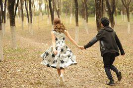 左手牽右手[田七導演歌曲]