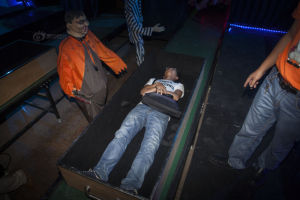 火葬場遊戲 火葬場遊戲