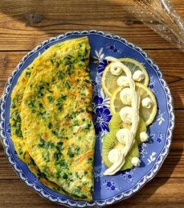 菠菜胡蘿蔔雞蛋面 菠菜胡蘿蔔雞蛋面