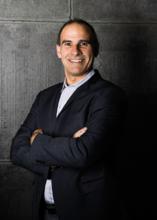 FF[智慧型網際網路電動車品牌Faraday Future]