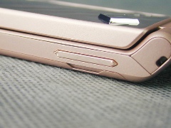 索尼愛立信 z555索愛Z555i本周低價登入中關村手機市場!