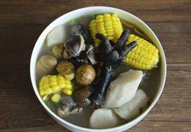 玉米栗子雞湯 玉米栗子雞湯