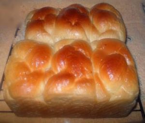 四股辮子的老式吐司 四股辮子的老式吐司