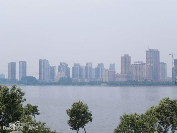 南陽主城區白河兩岸風景