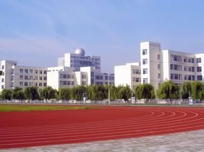 臥龍中學 臥龍中學