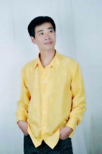 三月桃花笑春風 三月桃花笑春風