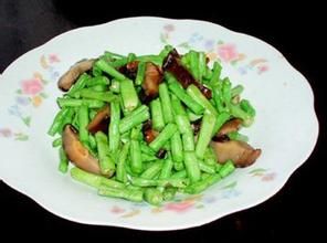 香菇炒刀豆 香菇炒刀豆