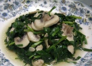 韭菜炒菌菇 韭菜炒菌菇