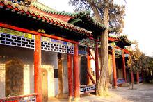 比干廟及塑像照片