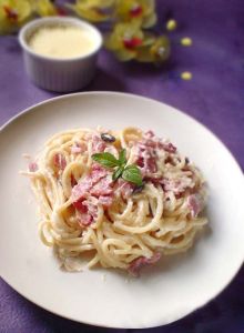 香腸奶油意大利麵 香腸奶油意大利麵