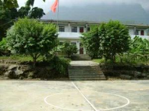 沖子寨村 沖子寨村