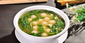 黑芝麻山藥圓子湯 黑芝麻山藥圓子湯