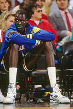 “雙膝過肩”究極版——“雙膝過頭”