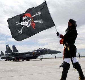 背叛國家罪 背叛國家罪