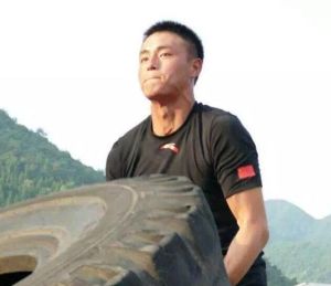 吳雲龍[中國殘疾人賽艇隊運動員]