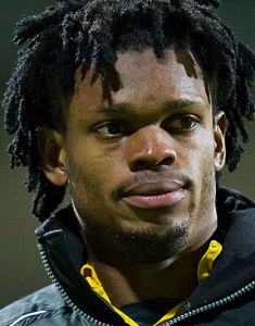 麥可·烏切博 麥可·烏切博