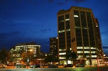 丹佛大學學生公寓夜景