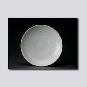 景德鎮窯青白釉凸花蓮紋盤 景德鎮窯青白釉凸花蓮紋盤