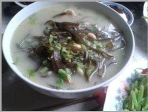 海帶苡仁蛋湯 海帶苡仁蛋湯