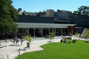 澳大利亞巴拉瑞特大學 澳大利亞巴拉瑞特大學