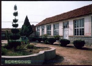 東龍灣莊三村 東龍灣莊三村