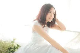 人前人後[歌曲]