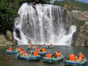 秘洞軍事漂流 秘洞軍事漂流