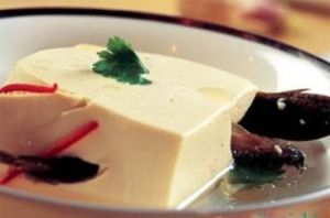 烏龍鑽白玉 烏龍鑽白玉