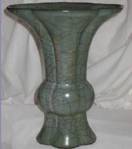 南宋官窯鳳尾尊