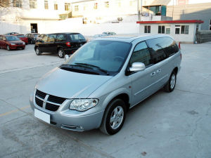 東南道奇 凱領 3.0 至尊版