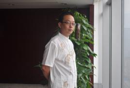 劉春[中國阿彌藝術石雕園林有限公司董事長]