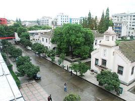 湖北隨州市曾都區實驗中學 湖北隨州市曾都區實驗中學