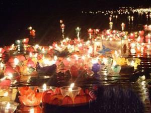 放河燈 放河燈