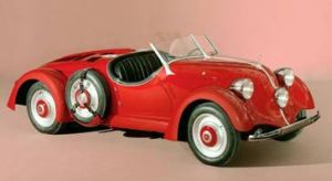 雙座敞篷跑車彰顯三十年代小巧精練風範