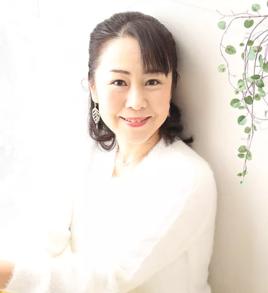 岩居由希子 岩居由希子