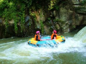 畢升大峽谷漂流