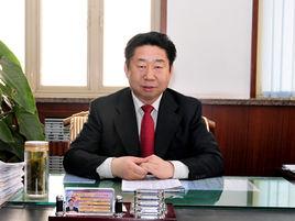 范躍進[青島大學原黨委書記、原校長]