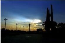 傍晚中的金河廣場