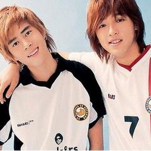 《天又藍紀念中學》 《天又藍紀念中學》