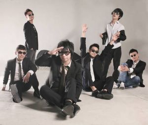 新香水樂隊 新香水樂隊