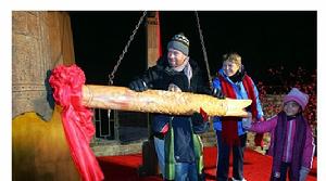 敲響新年的鐘聲