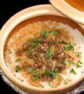 椰子銀耳煲鴿湯 椰子銀耳煲鴿湯