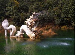 白龍潭村[雲南省昆明市盤龍區滇源鎮下轄村]